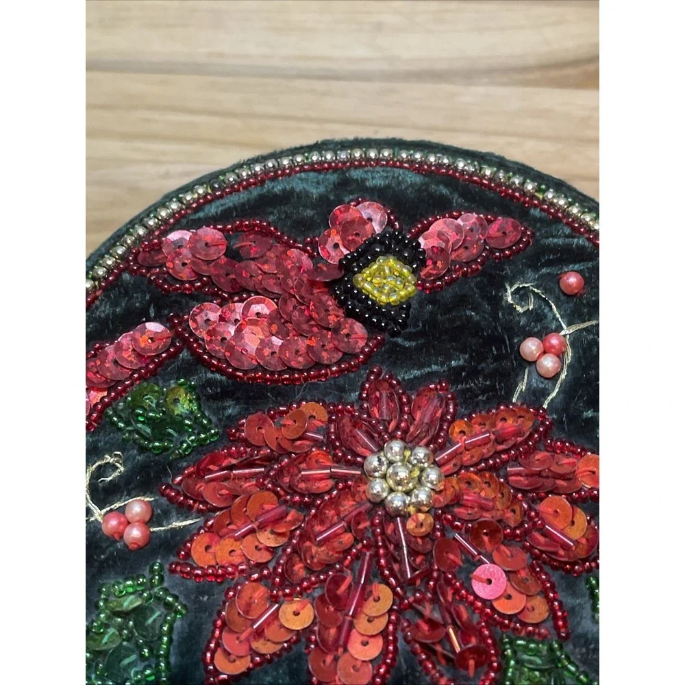 Green‎ Crushed Velvet Covered Tinker Box Red Beaded Bird & Flower/Gold Bead Trim